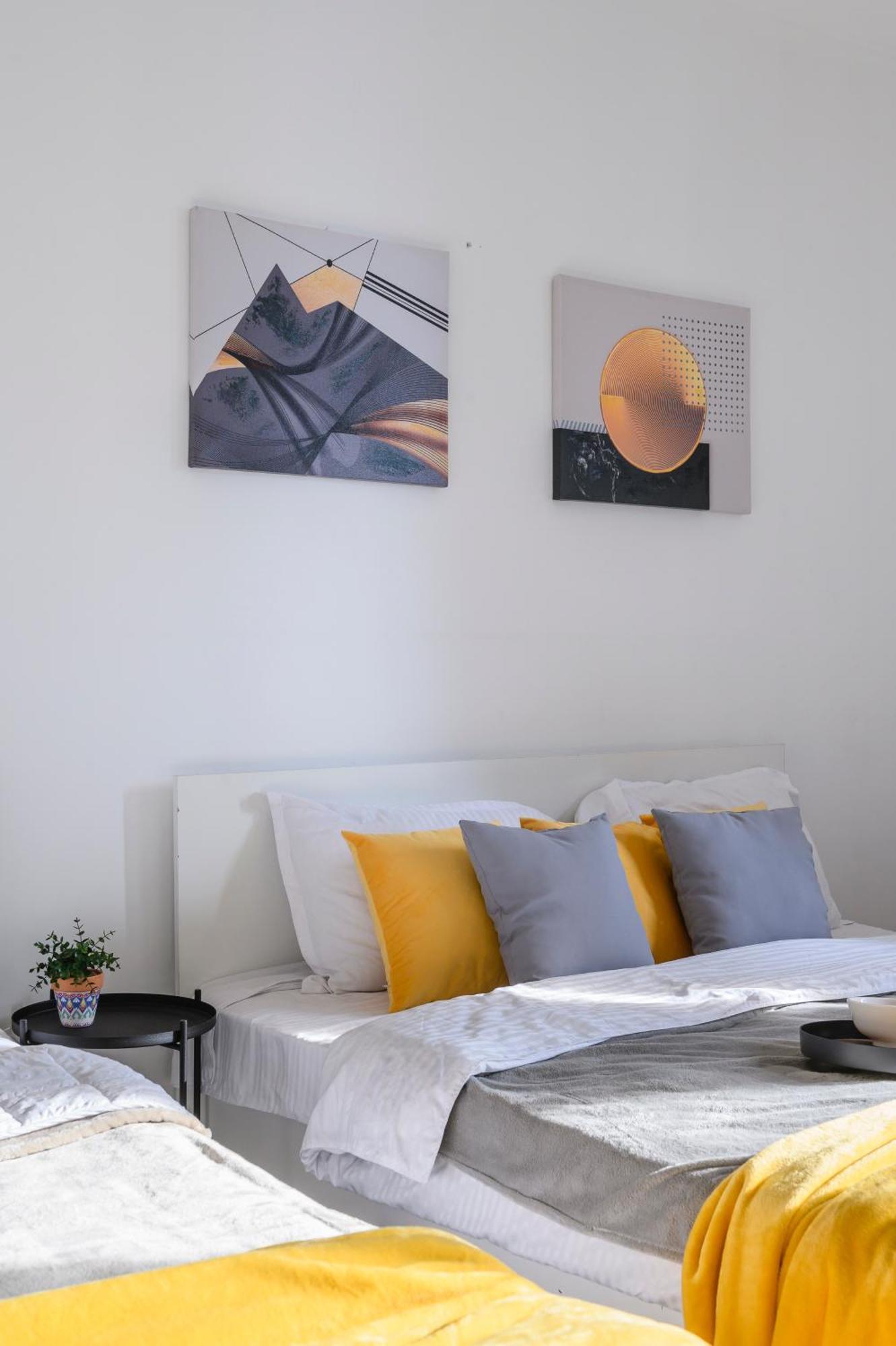 Apartment большая на 8-9 человек 52 *